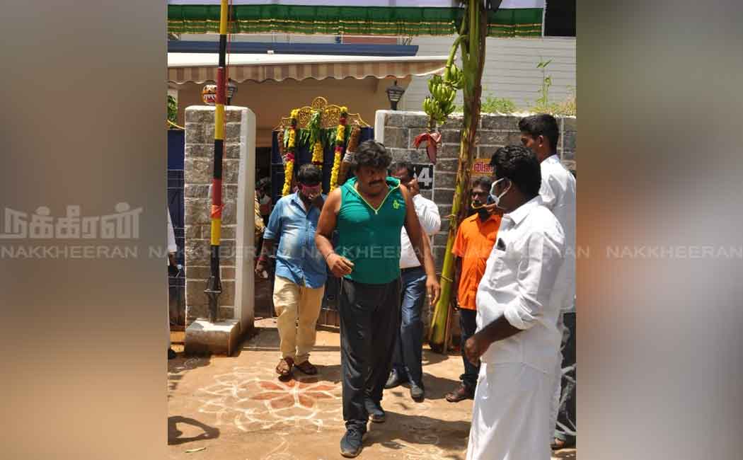 DMDK leader Vijayakanth celebrates birthday