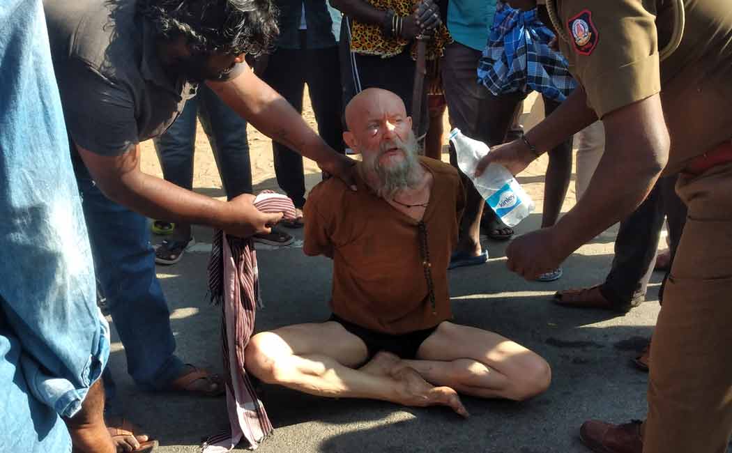 An American who got into a drunken argument with people in Tiruvannamalai