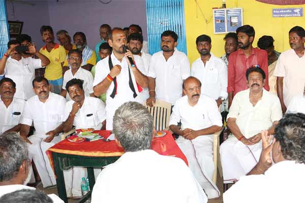 AIADMK candidate Karupiya is actively campaigning in Trichy