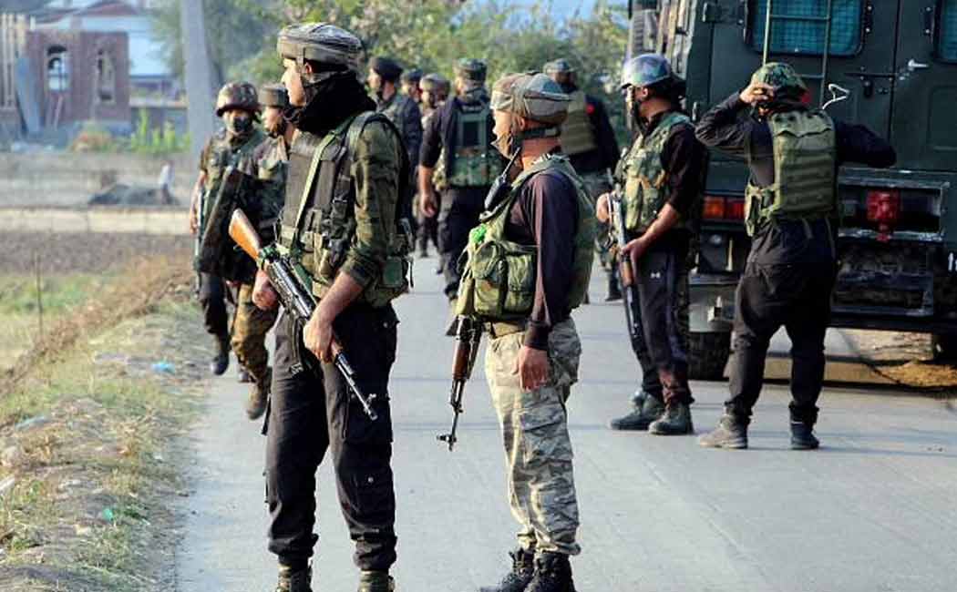 Three terrorists arrested in Jammu and Kashmir Terrorist weapons confiscated!
