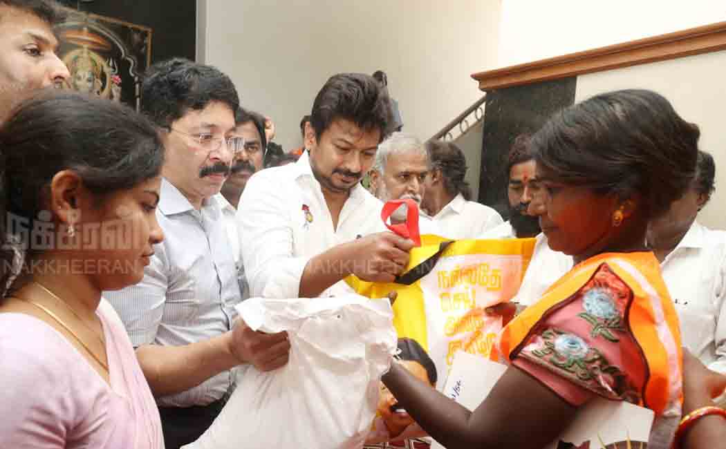 Medical Examination Camp for Sanitation Workers (Pictures)