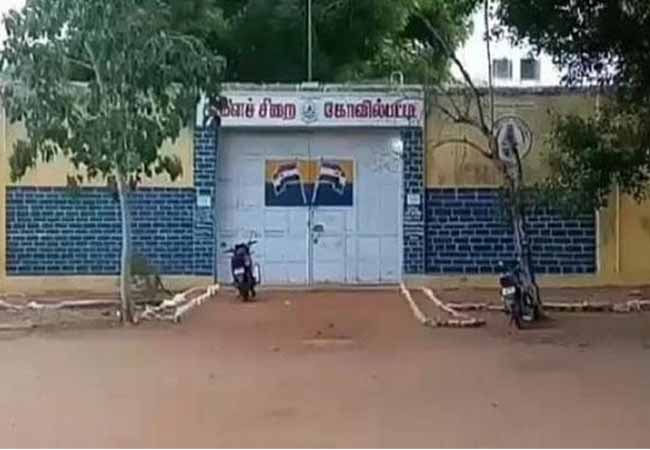thoothukudi district saththankulam inspector suspended