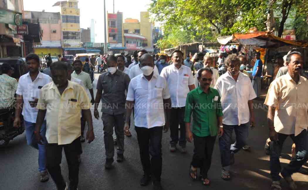 The minister who started to meet the people in person
