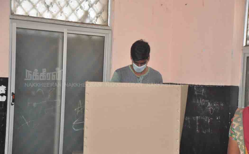 Re-poll in Chennai! Heavy police security!