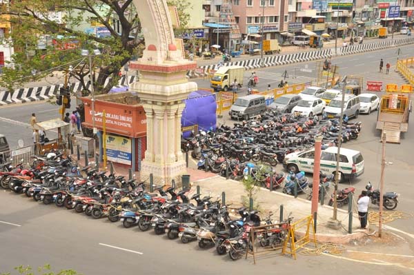 chennai police Vehicles seized
