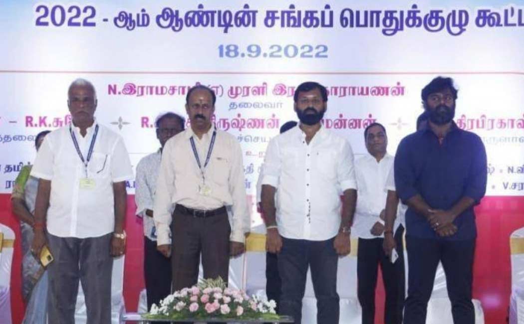 tamil film producers counil meeting S. A. Chandrasekhar and others walked out