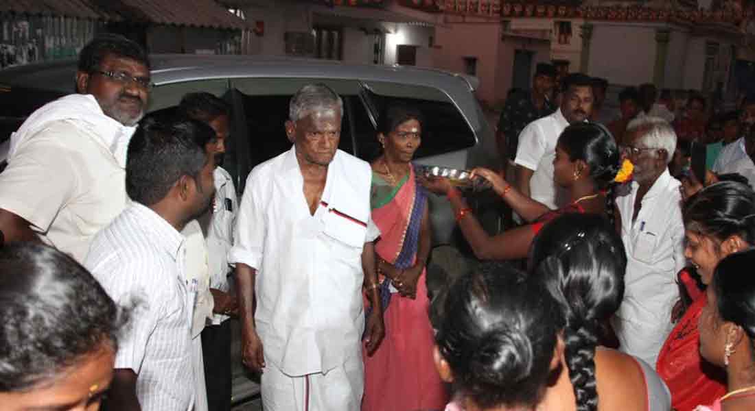 5 crores has been tender; DMK union leader complains !!