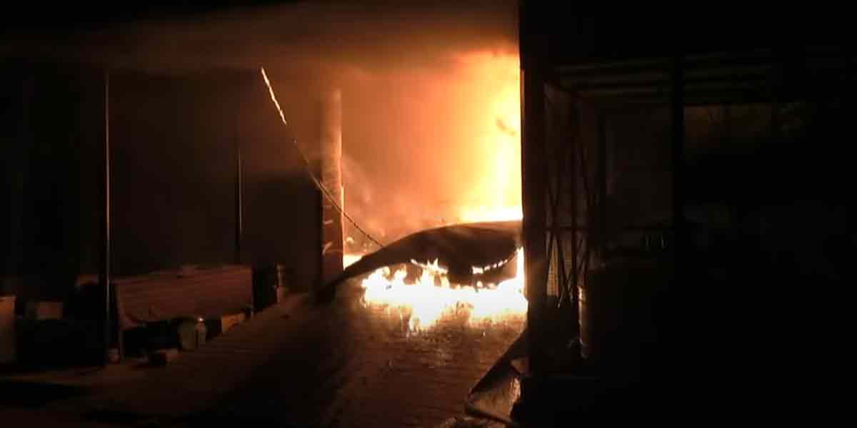 Bike showroom fire ... Two-wheelers on fire!