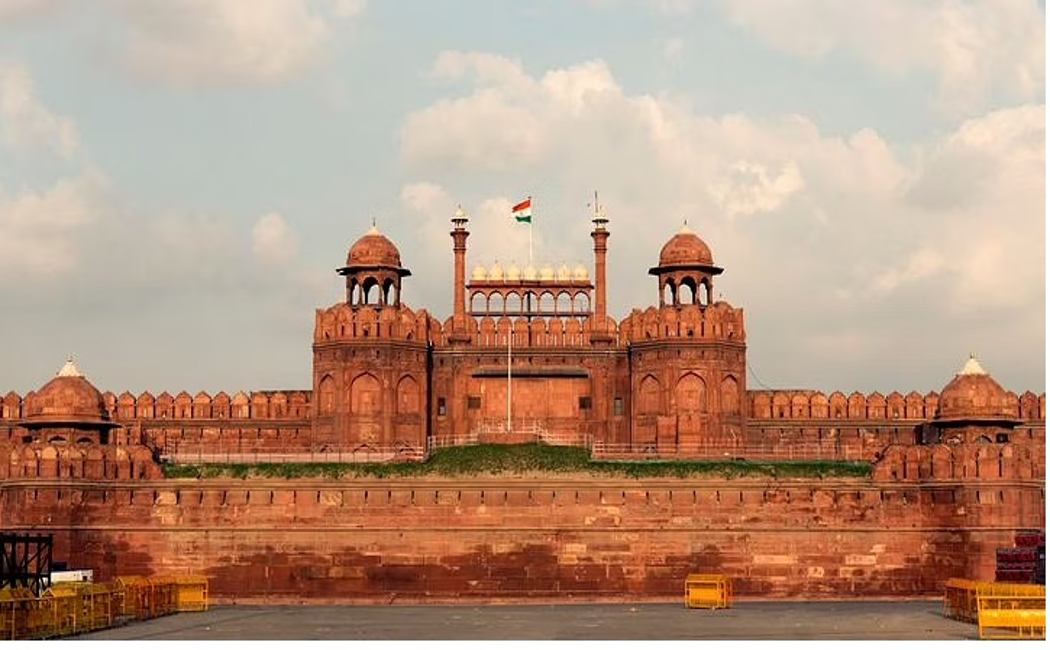 Delhi is preparing to celebrate the 75th Independence Day!