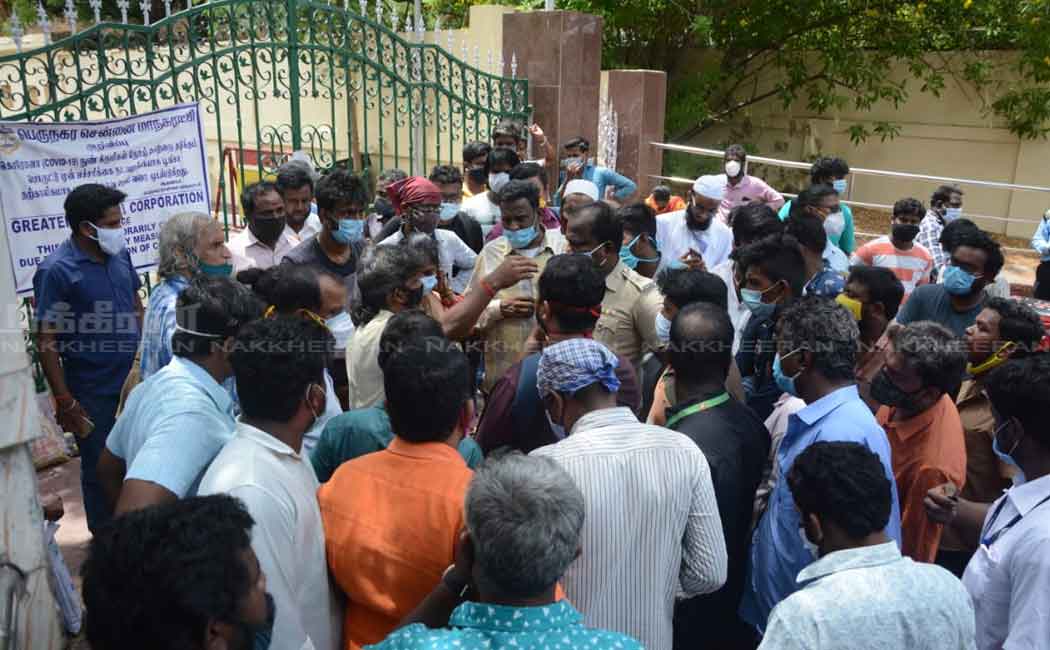 People flocked to buy Remtacivir