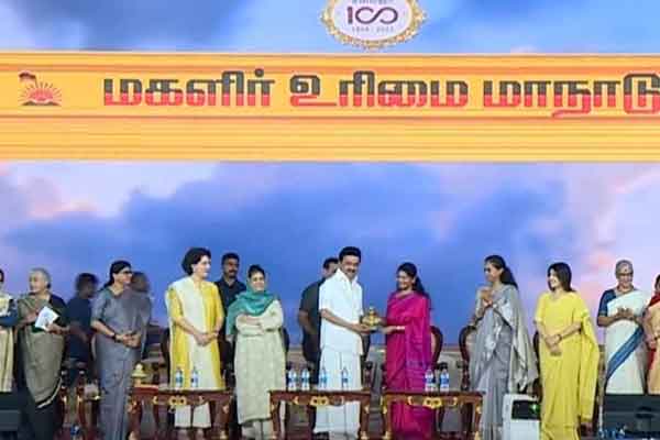 "Sonia Gandhi who forgot Kamaraj" - Tamilisai