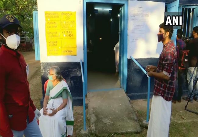 kerala state local body election first phase polls