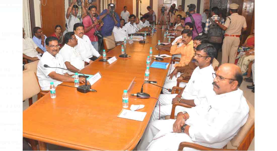 Local election-all-party meeting started!