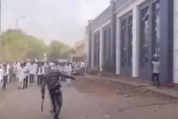 chhattisgarh Balodabazar Collectorate incident investigation