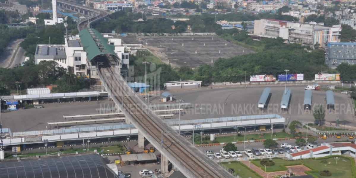 Deserted Chennai flyovers ... (Pictures)