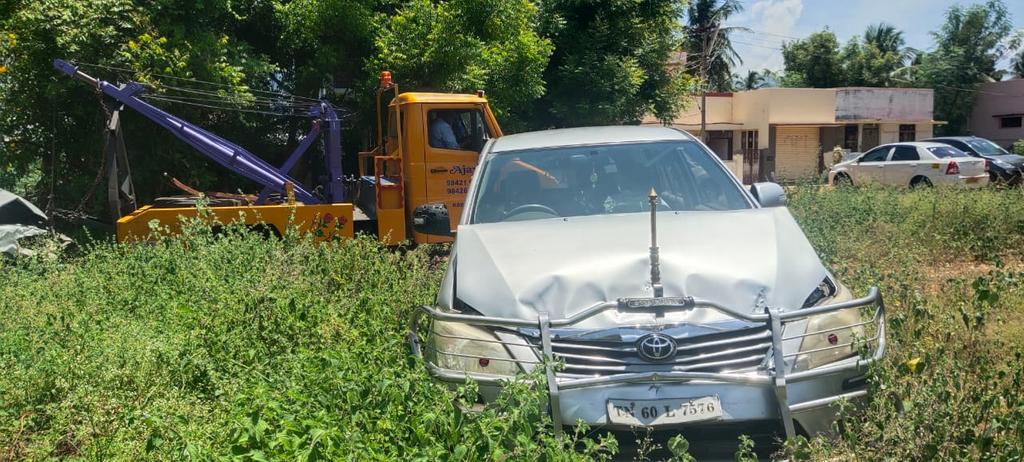 DMK MLA lucky to survive car-collision