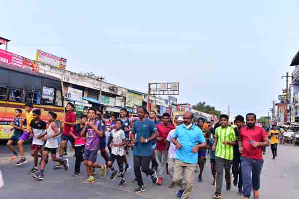 Independence Day Festival; The collector who started the marathon