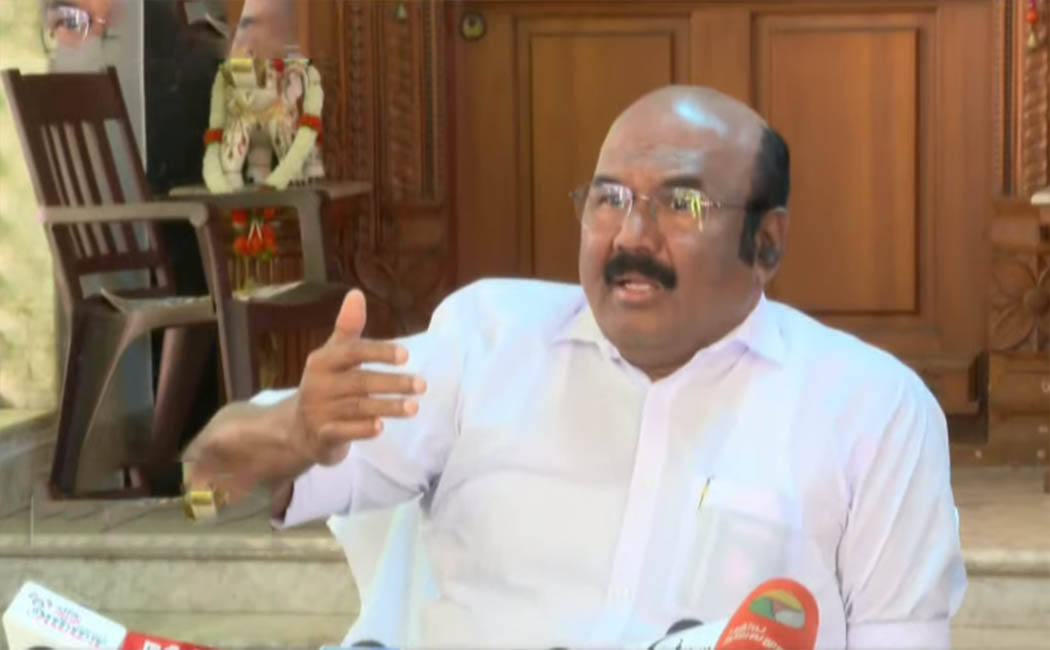 "Tamil Nadu government is trying to destroy the image of the AIADMK" - Jayakumar accusation!