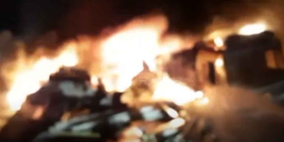 Trucks collided with a fire near Manaparai in the middle of the night...