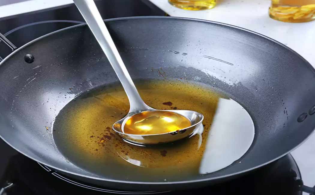 Food Safety Officer said Do not reuse oil that has been used once