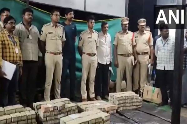 Andhra Pradesh Rs. 8 crore confiscated; 2 arrested