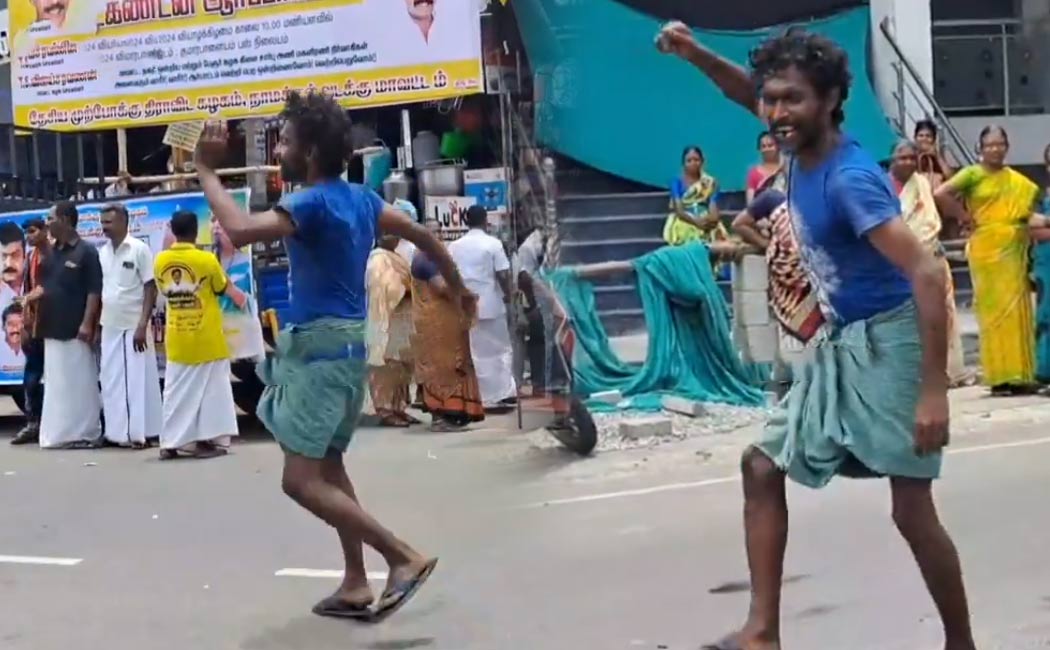 citizen who punched Vijayakanth song in the dmdk rally in namakkal