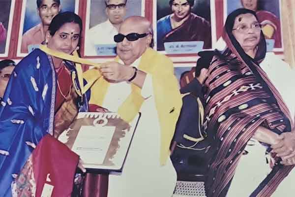 Violinist Seethalakshmi was given Rs. 1 lakh, but payment has not been paid