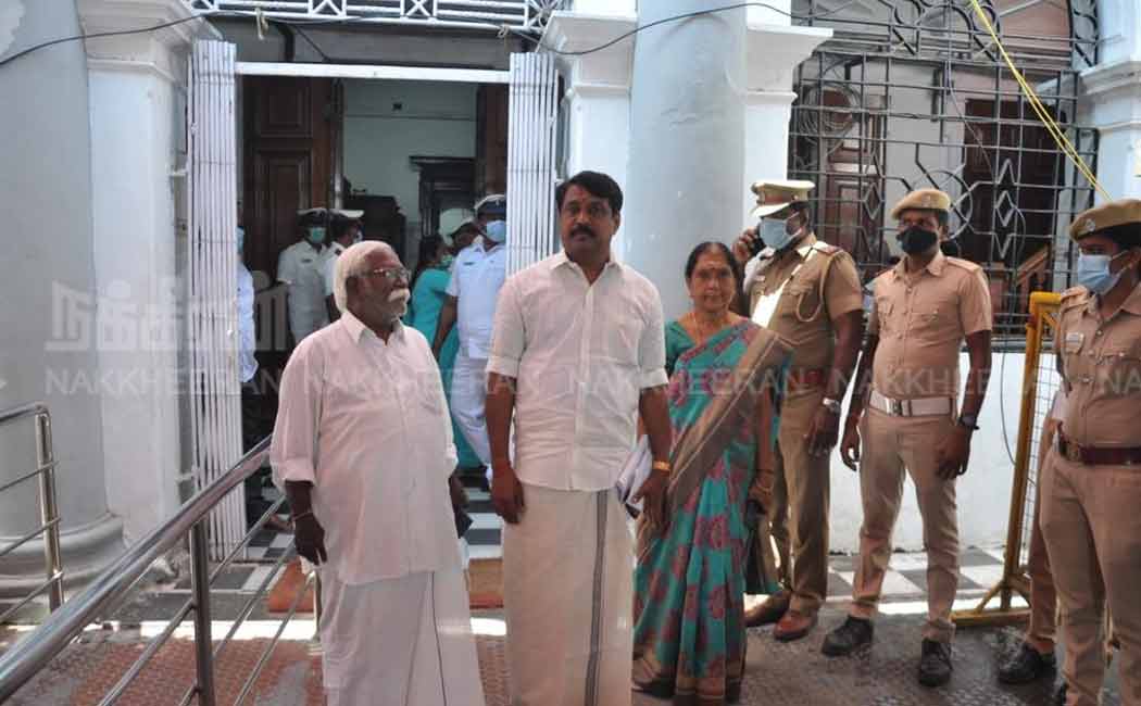 AIADMK walkout from Assembly condemning minister speech