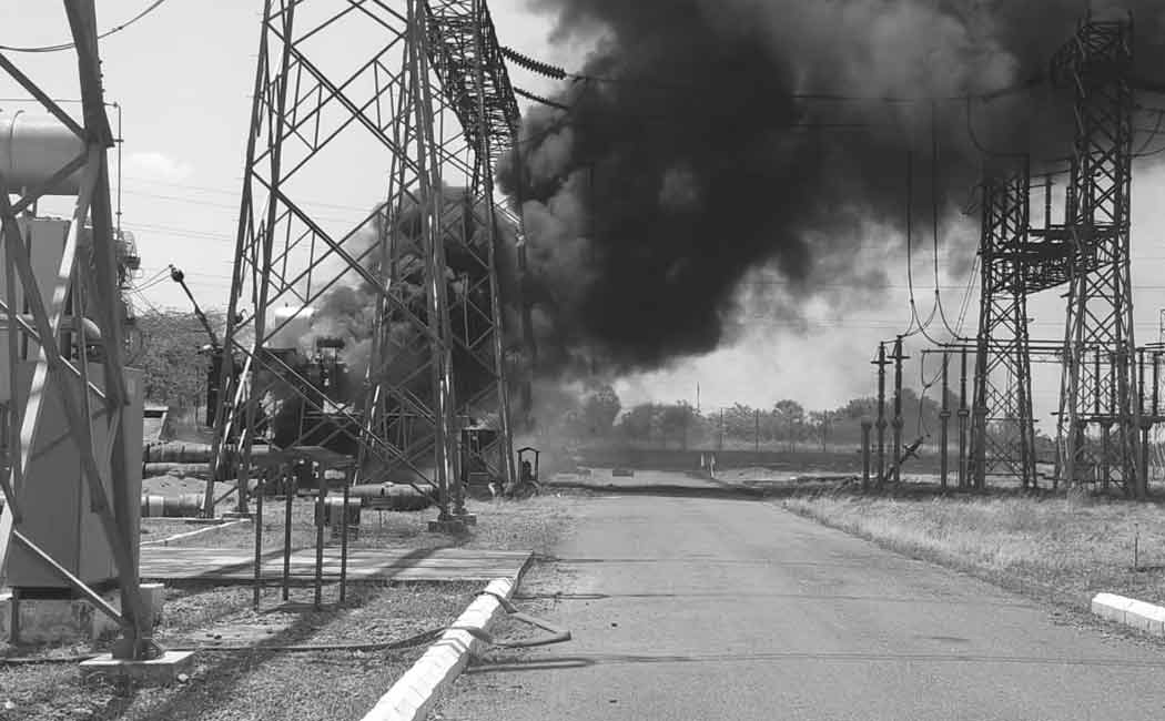 Massive fire breaks out in transformer oil tank at power plant premises