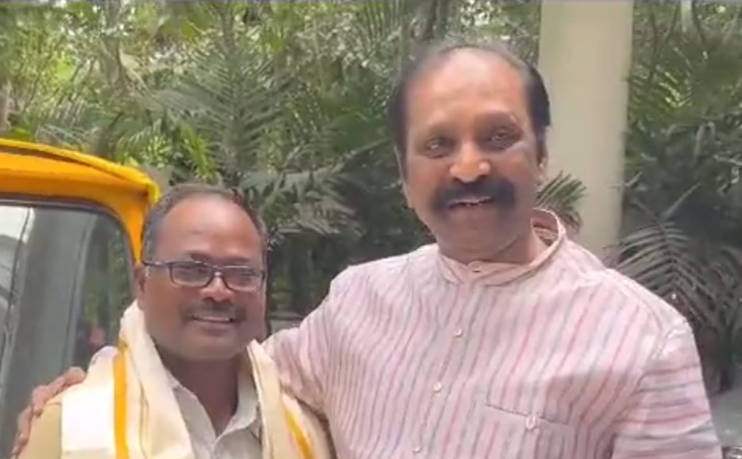 vairamuthu congratulate auto driver