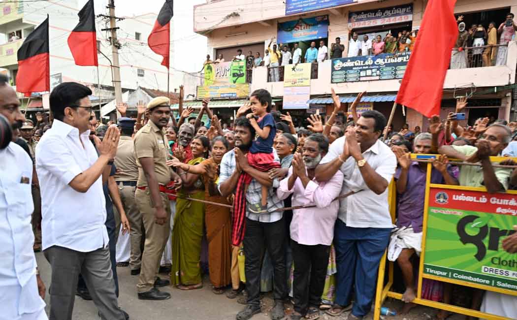 CM MK Stalin gets a rousing welcome