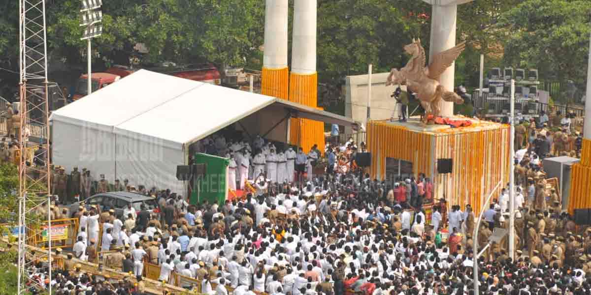 'J' Memorial Opening ... (Pictures)