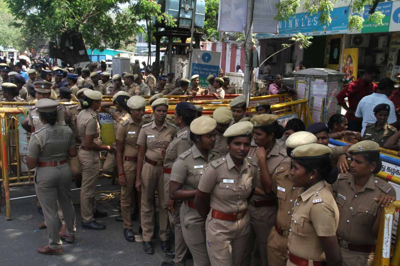 dmk protest