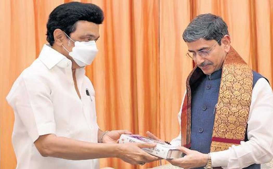 The chief minister's answer to the people's question, 'Reconciliation with the governor?'