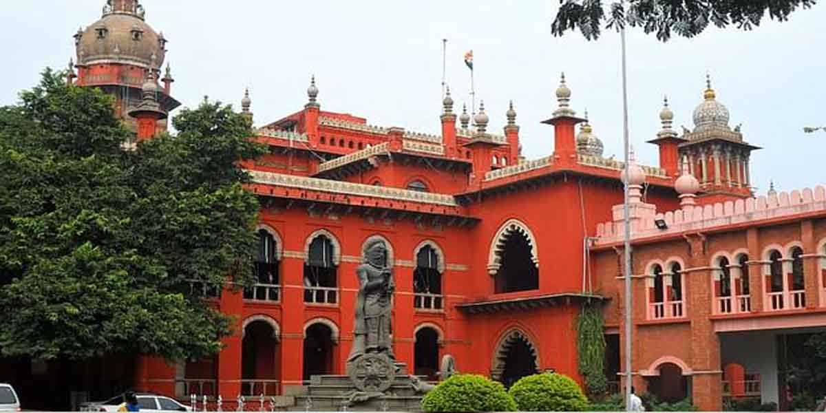 '' Not everyone can be ordered to pay compensation '' - the court commented