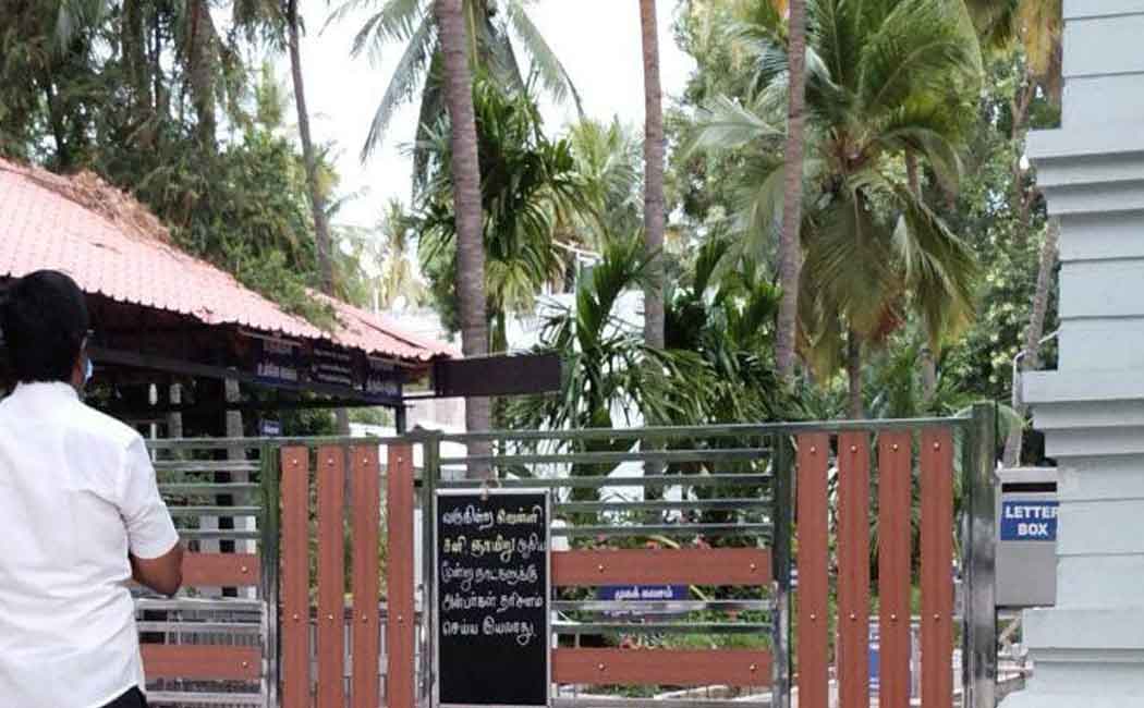 Ban on darshan in temples for three days