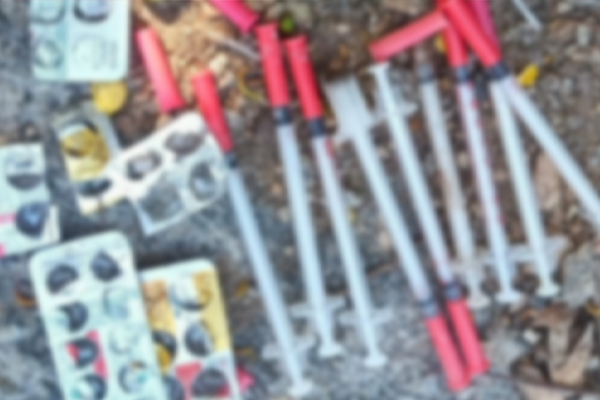 Complaints of youths and students using tobacco injection and pills in Vellore