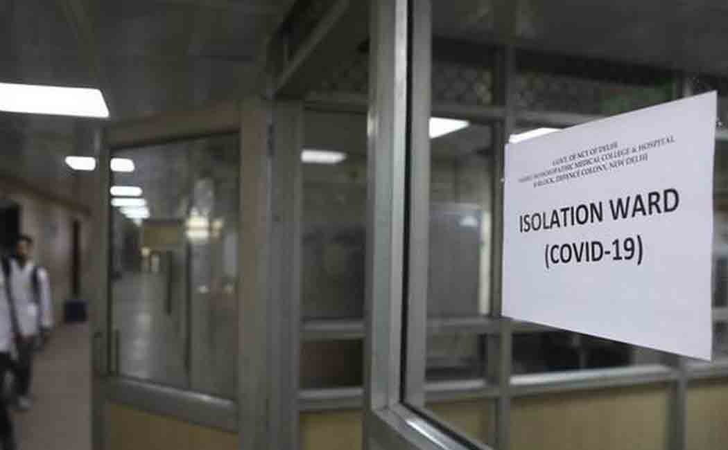 35 people spend 3 days at corona ward in noida after botched tests