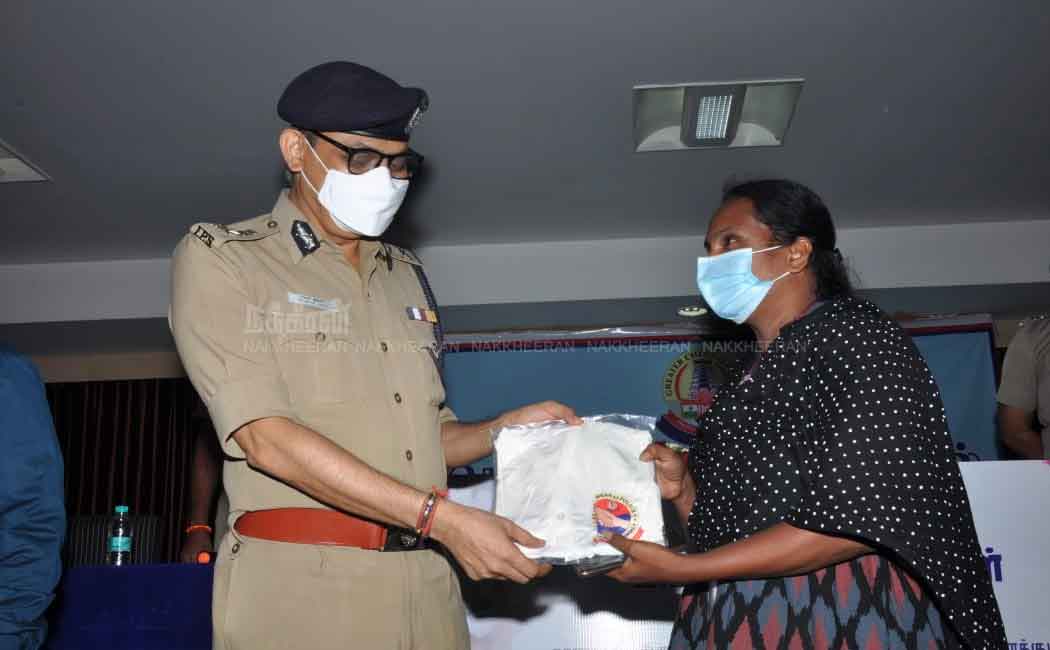 ‘Police Hands’ event held at the Commissioner's Office, Chennai