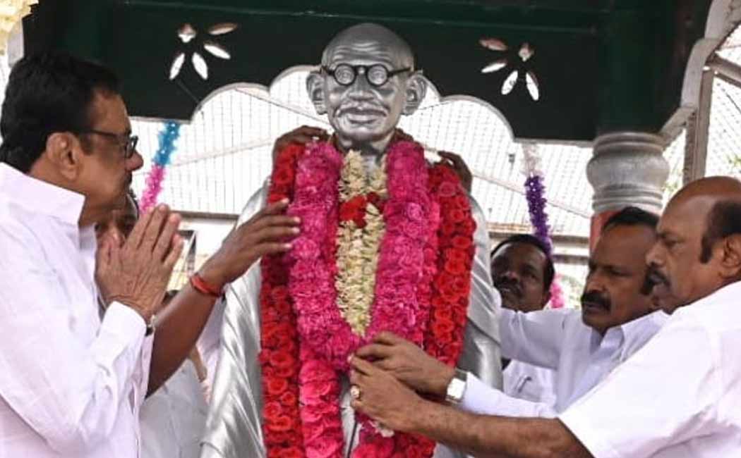 EVKS Elongavan press meet in erode