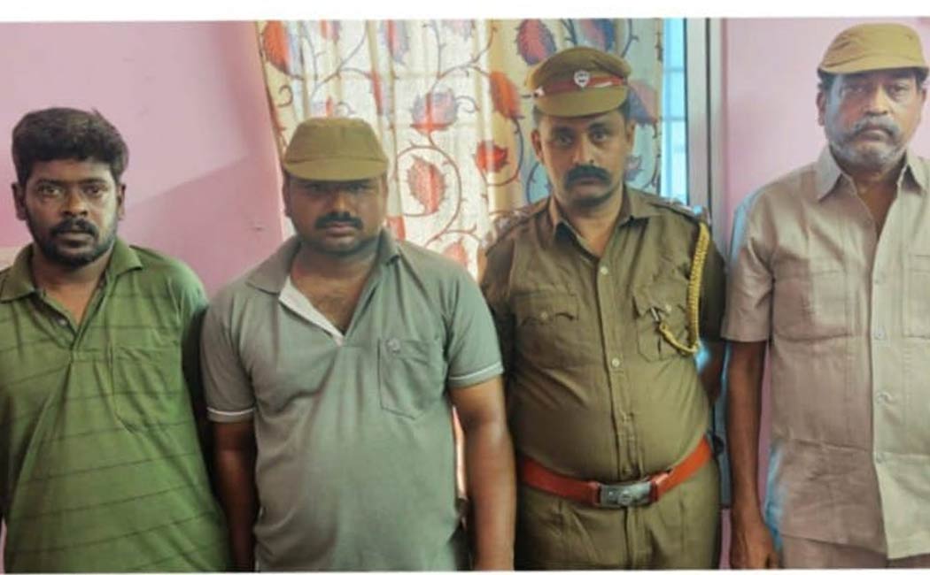 Four people were arrested for fraud while wearing police uniform