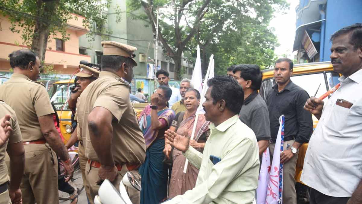 discourse controversy; Police complaint against Mahavishnu