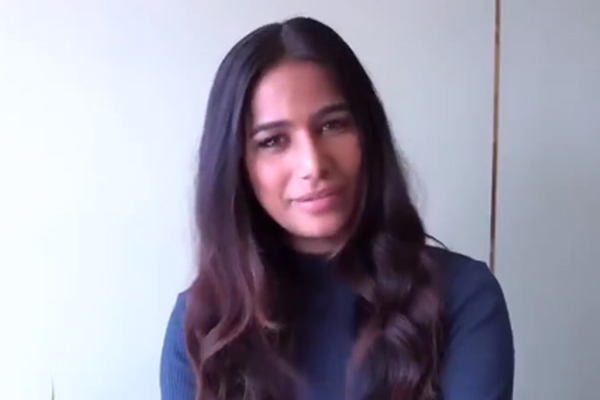 poonam pandey alive