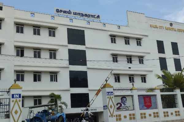 Clash between DMK Mayor and Congress Deputy Mayor in Salem