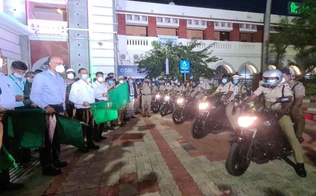 Railway General Manager opens selfie spot