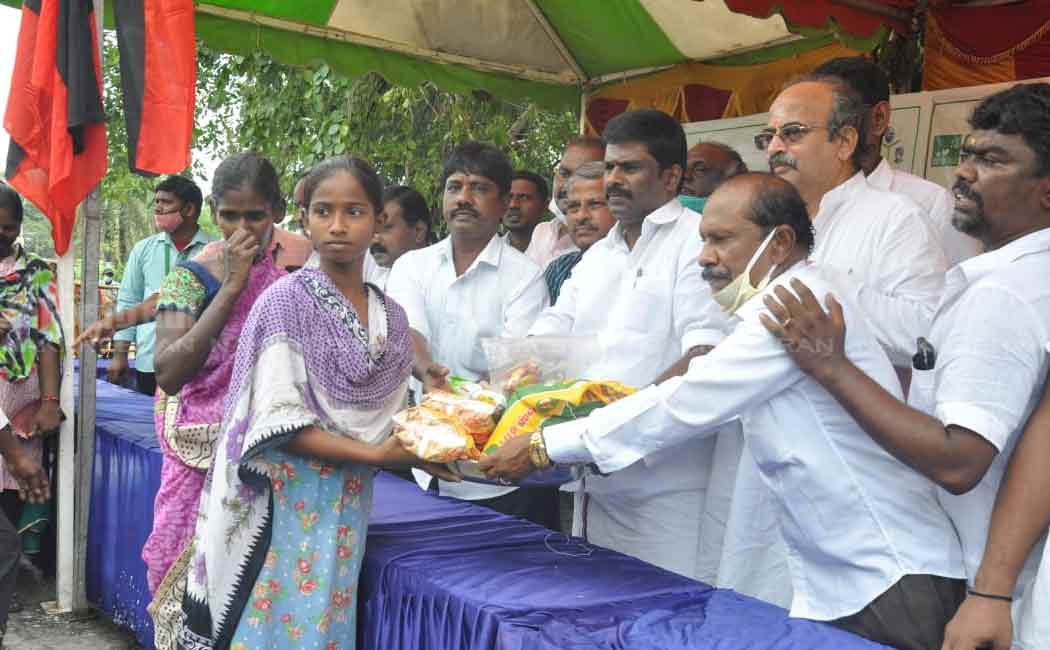 Egmore legislator donates relief items