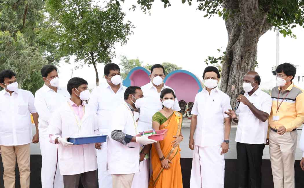 CM launches ' Searching People for Medicine' project