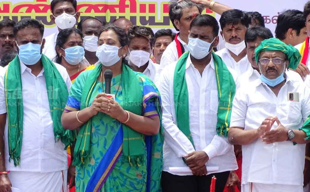 DMDK involved in the struggle against the government of Karnataka