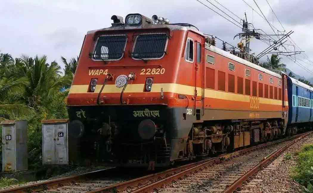 Sudden train block in Sivaganga!