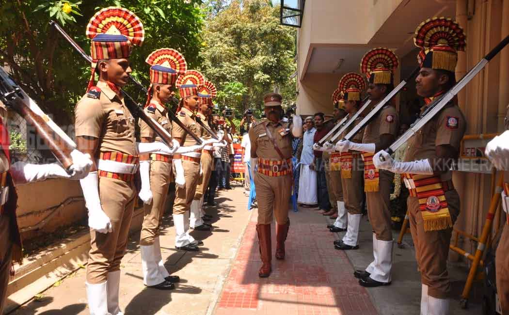 Vani Jayaram gets a respectful farewell from the police